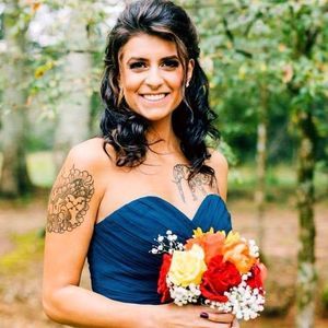 Meet your Posher, Deena